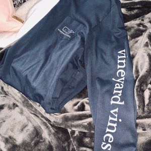 Vineyard Vines women’s shirt